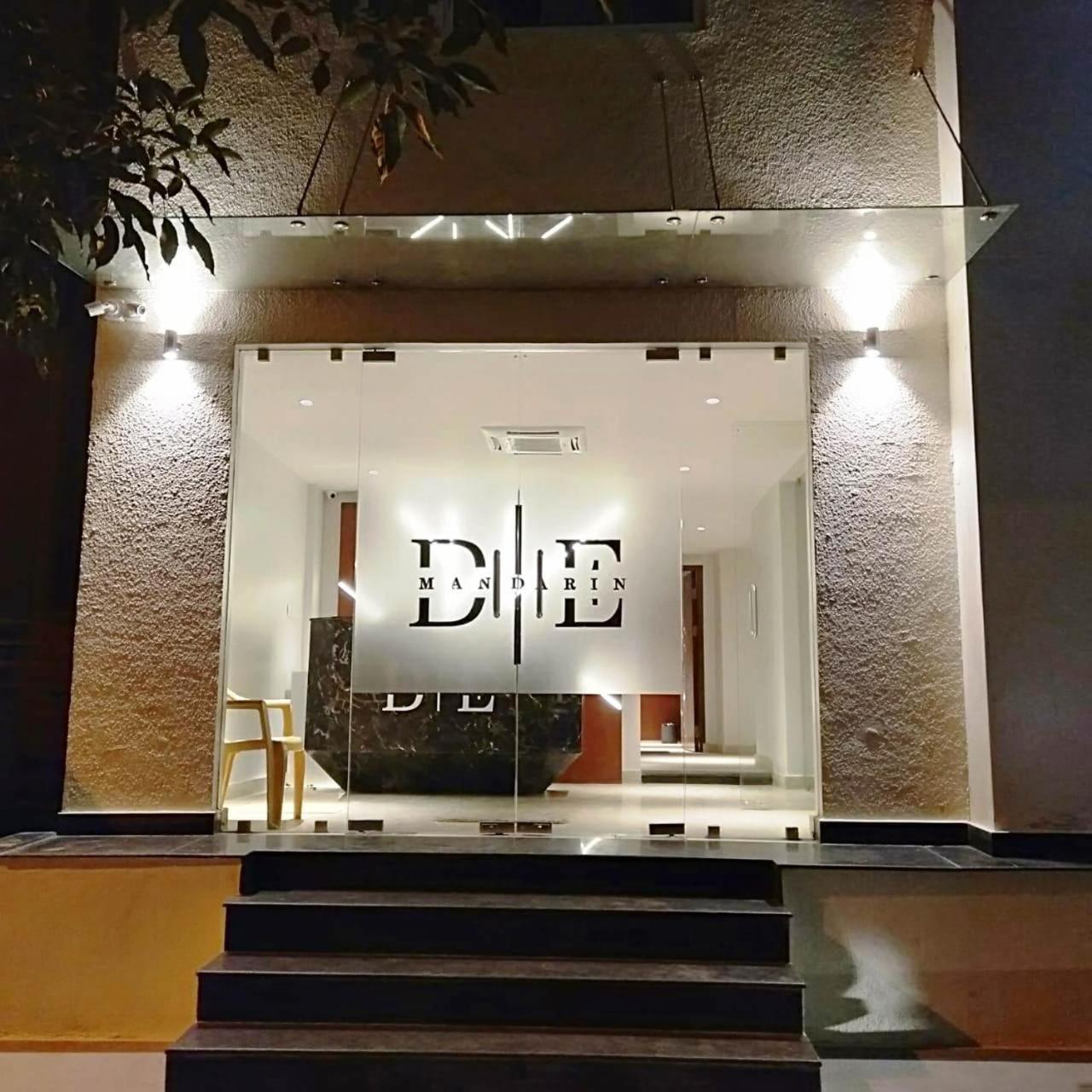 De Mandarin Hotel Bangalore Luaran gambar